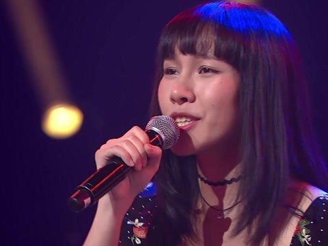 《中国好声音》爽朗女孩邓紫霄低调做人 唱霆锋歌曲获转身