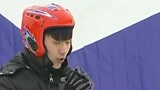 主持人犀利点评 体育学院学生学滑雪就对了 学唱歌就废了
