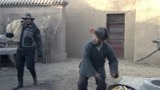 大漠枪神：大名鼎鼎的燕双鹰，也有这时候！竟被人用麻袋杠走