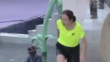 《男生女生向前冲第11季》空竹小姐姐惊险挑战 不愧是练过的！