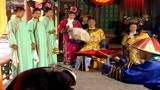 铁齿铜牙纪晓岚：皇上赐纪晓岚一杆烟袋，天下贪官污吏任他敲