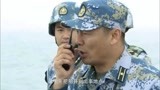 火蓝刀锋：国际海盗敢来中国闹事，中国海军一开火，瞬间吓跑