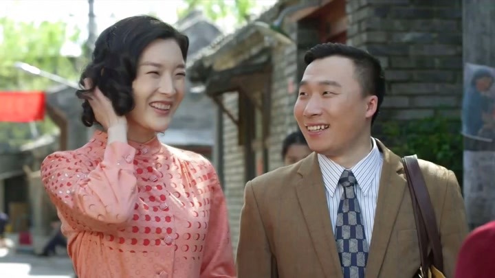 平凡岁月:李大雅婚后第一次回娘家,打扮时髦,邻居都认不出了!