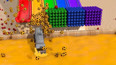 工程车施工动画 第83集 灰色油罐车冲进黄色染色池