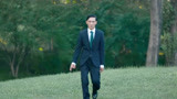 夺皮：男子被人抢戒指，结果一声尖叫，就变成白痴了