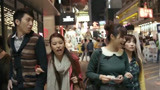 寒战：香港闹市爆炸，女子起夜开门遇抢劫，男友熟睡如死猪