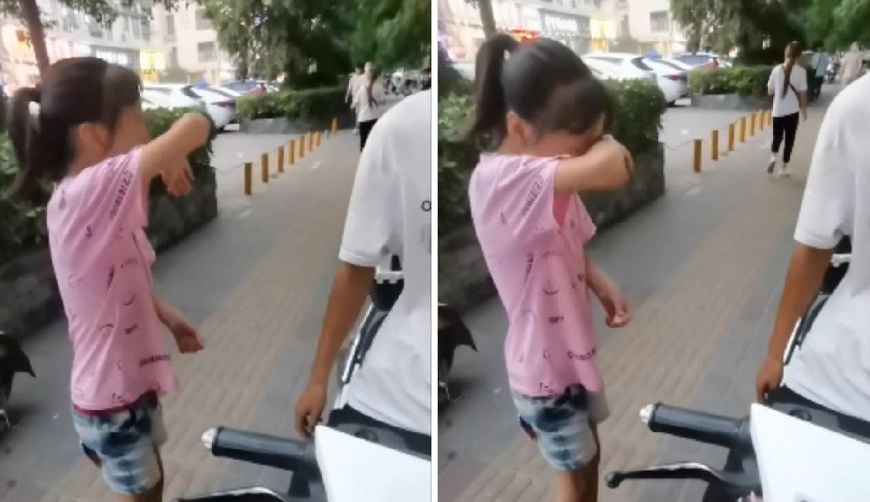 【全网独家】被窝里的女孩 