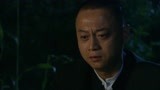 铁腕行动：黑老大和大美人把酒言欢，过得逍遥自在，小弟羡慕不已