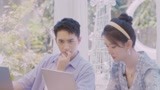 许魏洲cut：许魏洲写剧本脑子空空 想方设法偷看乔欣的剧本