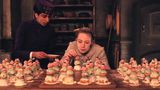 《布达佩斯大饭店》病毒视频“做巧克力蛋糕”