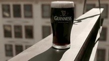 Guinness创意广告Slide 传递篇