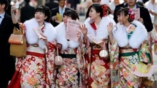 中国女游客到日本旅游，穿和服出街被人嘲笑？网友：该涨见识了！