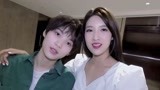 少女vlog探班日记：黄小芸X未书羽  拍照修图的奇葩打开方式