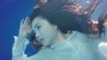《青春有你2》抢先看：安崎适应水温找灵感 水下拍摄好唯美！