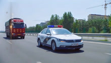 最美逆行者：徐师傅和冬至开车，运送物资去武汉，交警一路护送