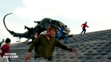汉江怪物：变异的怪物上岸了，能跑能跳攻击人类，场面一度混乱！