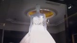 新娘大作战：倪妮试穿限量版婚纱，一副冰肌玉骨魅力四射，太美了