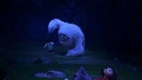 雪人奇缘：大鹏教雪人玩蓝莓，被雪人戏弄，雪人太可爱了