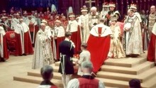 伊丽莎白女王加冕影像！华丽皇冠被戴上，现场庄严而神圣