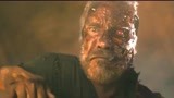 施瓦辛格带妆吓哭路人，原来在《终结者》，演员皮肤全是印上去的