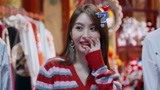 李菲儿被戏服吸引 汪涵说一套好的头面价值不菲