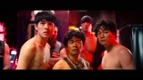 《唐人街探案2》(3) | 肌肉男叼玫瑰花示爱 王宝强被迫和他共舞
