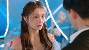 Watch the latest EP8 Tingzhou Carries Ming Wei Out of Her Friend's Wedding online with English subtitle for free English Subtitle