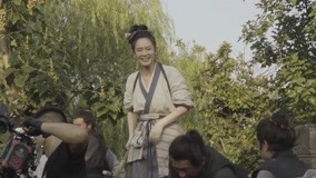 Tonton online Under the Microscope, BTS: Tiga akhlak yang mulia Qiwei di lokasi syuting (2023) Sub Indo Dubbing Mandarin