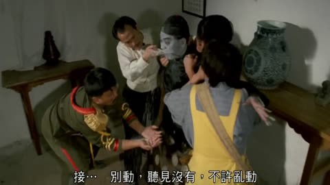 新僵尸先生,英叔抢寿司吃,结果吃了一嘴的芥末,笑死人了,强