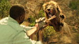 《荒野狂兽》猛男徒手大战非洲食人狮！武松打虎的故事能否重现？