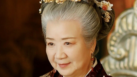 ดู ออนไลน์ 有種打臉叫曹翠芬，被張藝謀嫌醜的她，74歲憑實力讓他高攀不起 (2024) ซับไทย พากย์ ไทย
