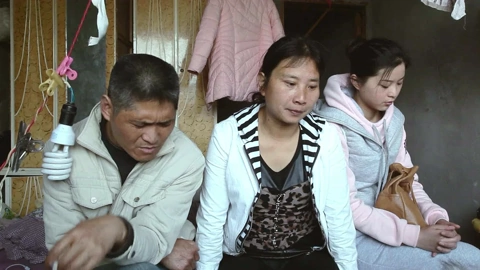  爾冬升王婷演繹生活 (2016) Legendas em português Dublagem em chinês
