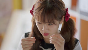 Watch the latest EP19 Ye Qi helps Zuo Qiandai design the school anniversary poster online with English subtitle for free English Subtitle